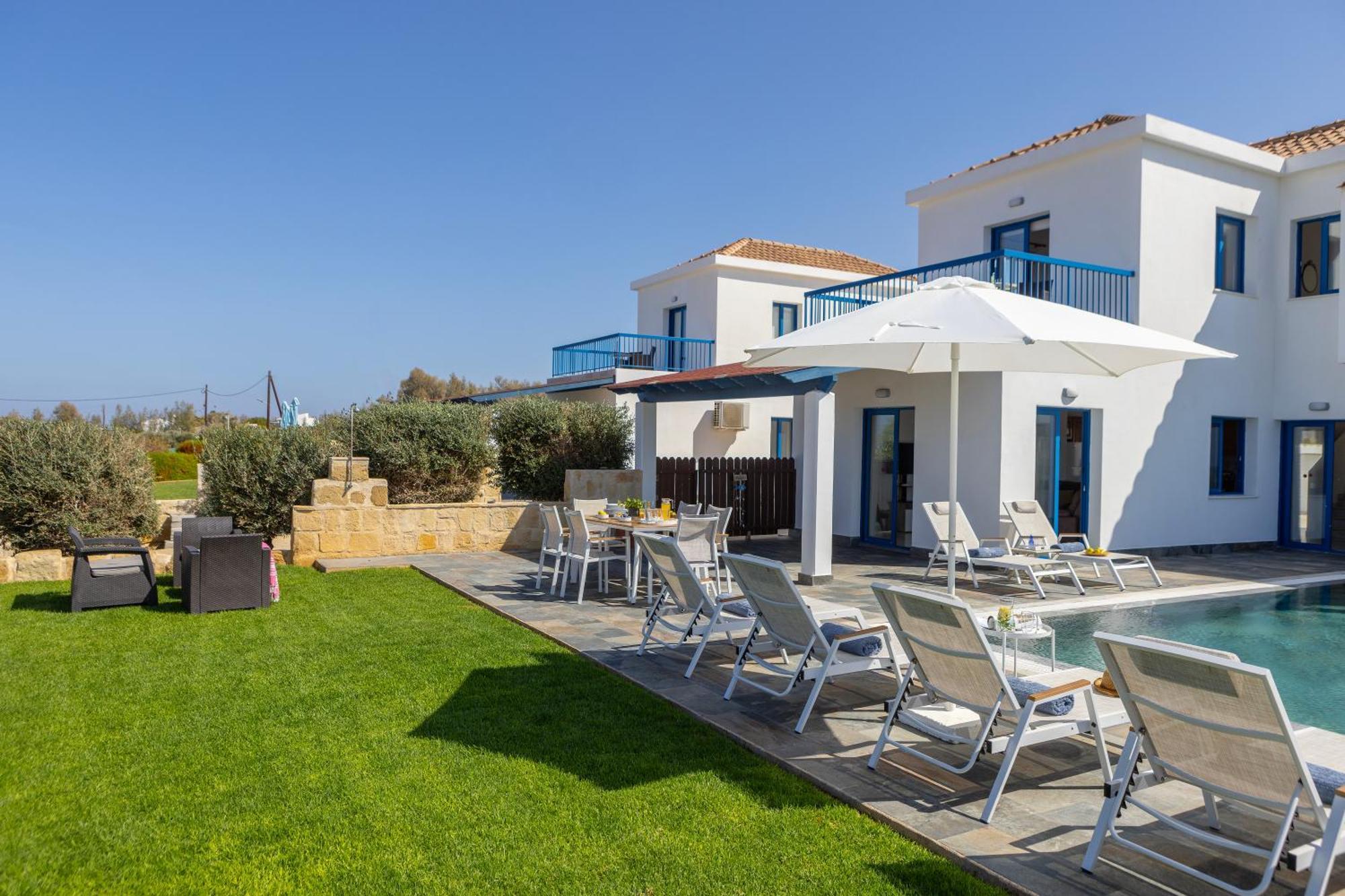 Diana Seaside Villas Pomos Exterior photo