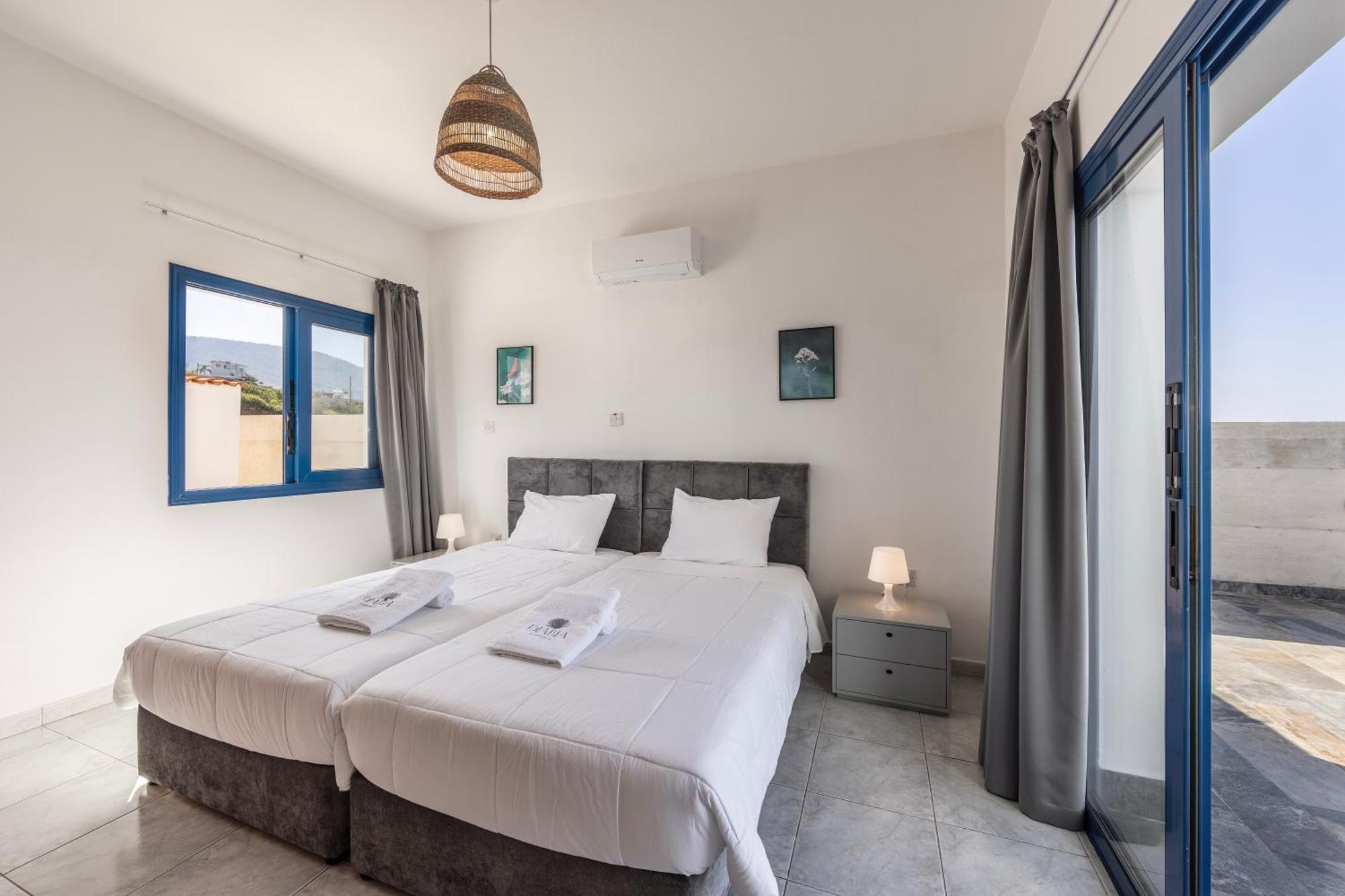 Diana Seaside Villas Pomos Exterior photo