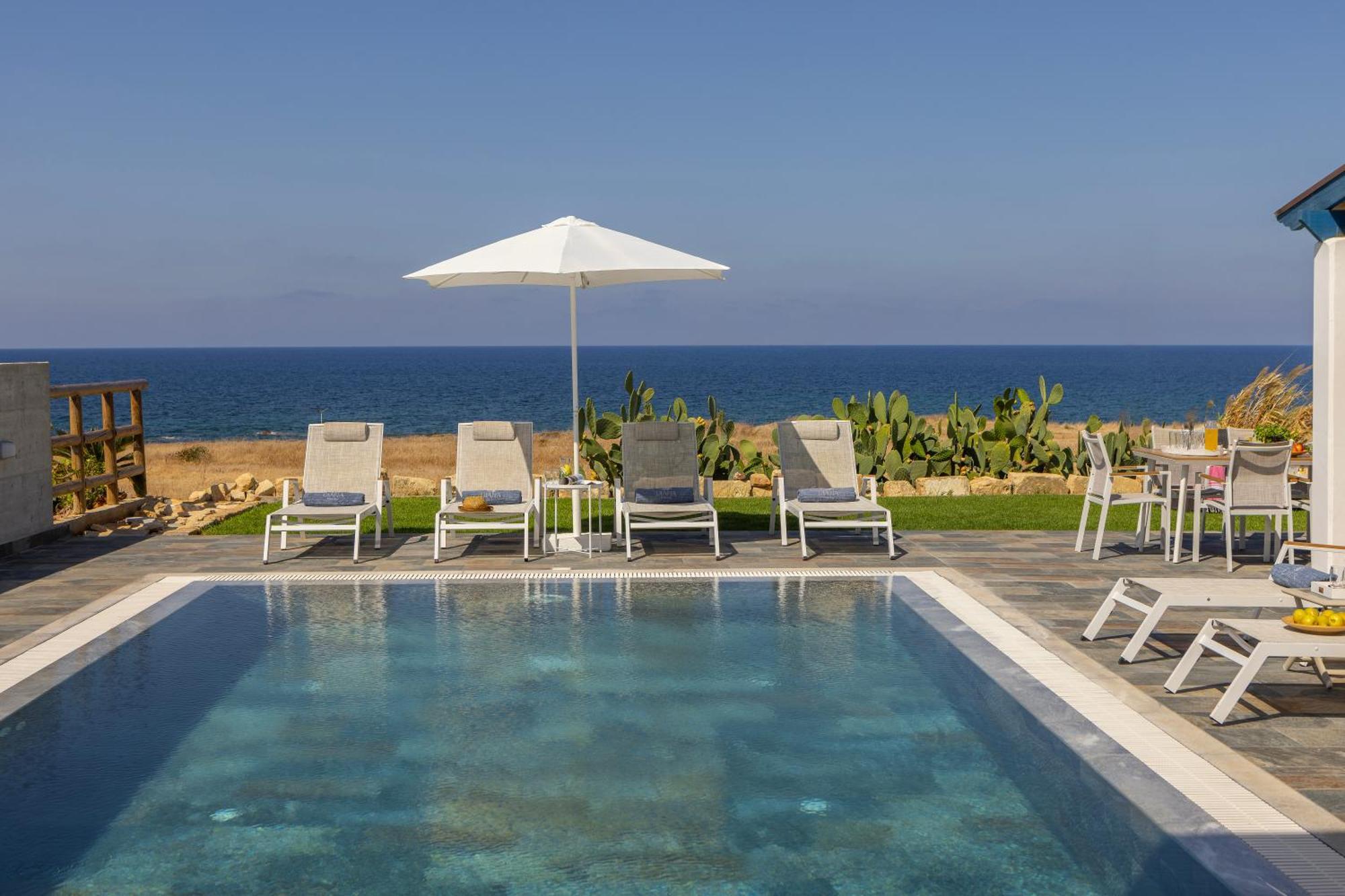 Diana Seaside Villas Pomos Exterior photo