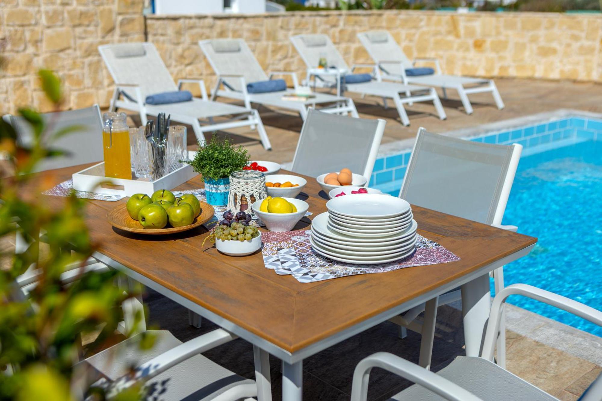 Diana Seaside Villas Pomos Exterior photo