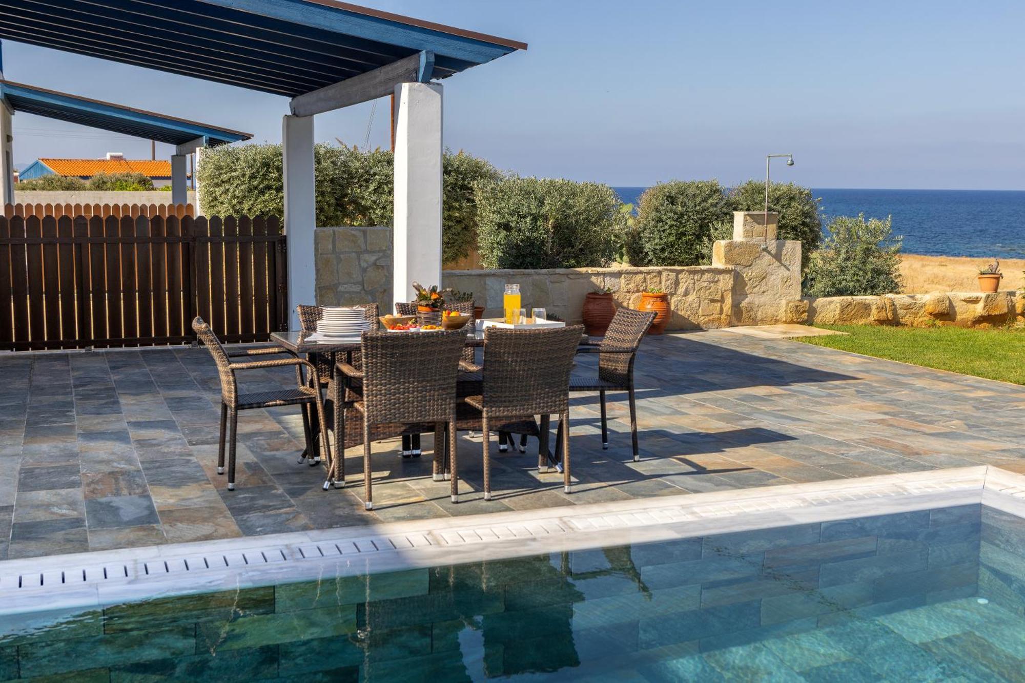 Diana Seaside Villas Pomos Exterior photo
