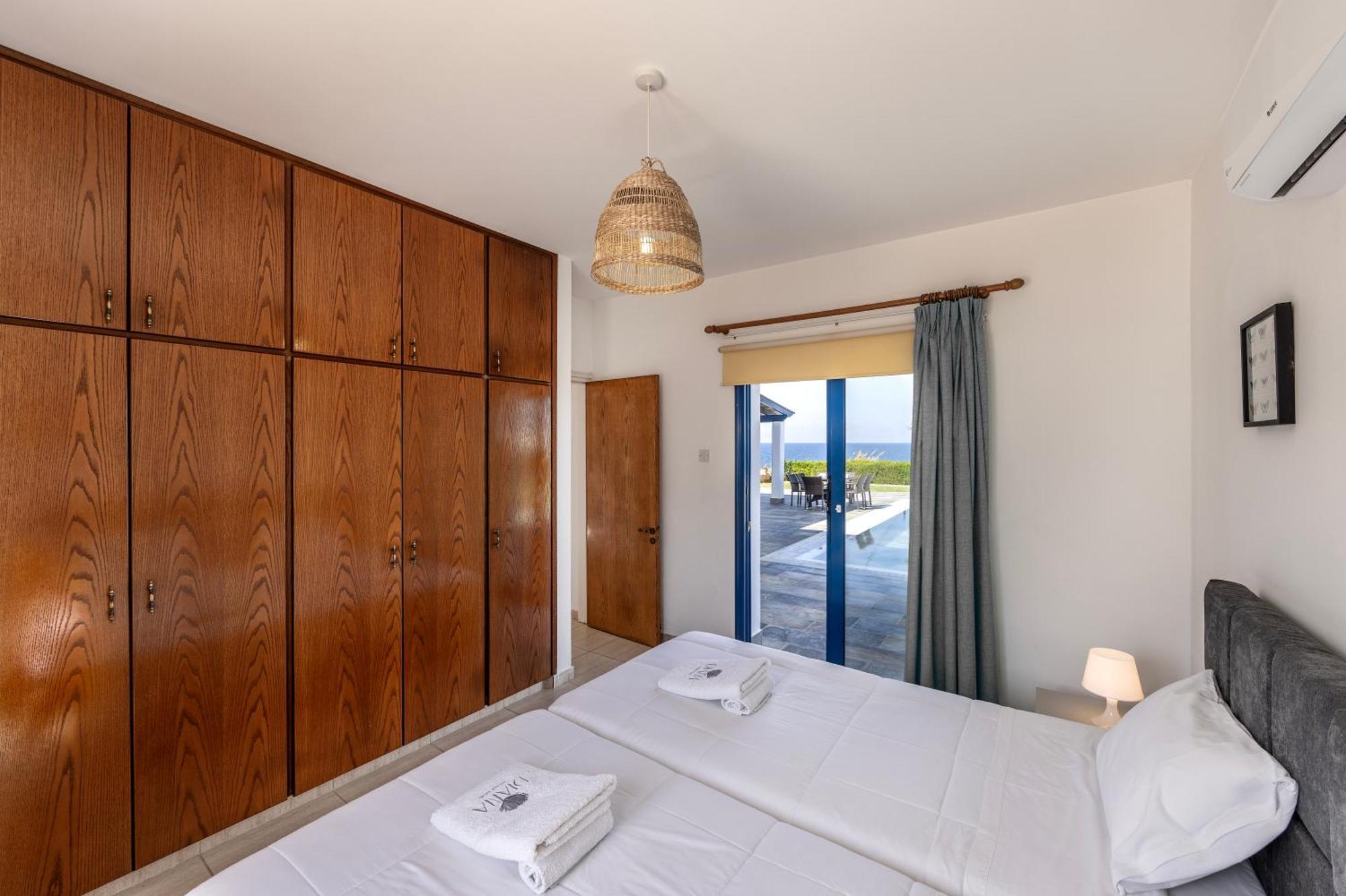 Diana Seaside Villas Pomos Exterior photo