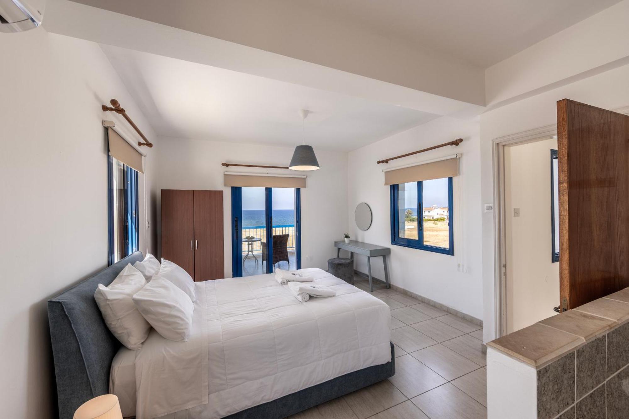 Diana Seaside Villas Pomos Exterior photo