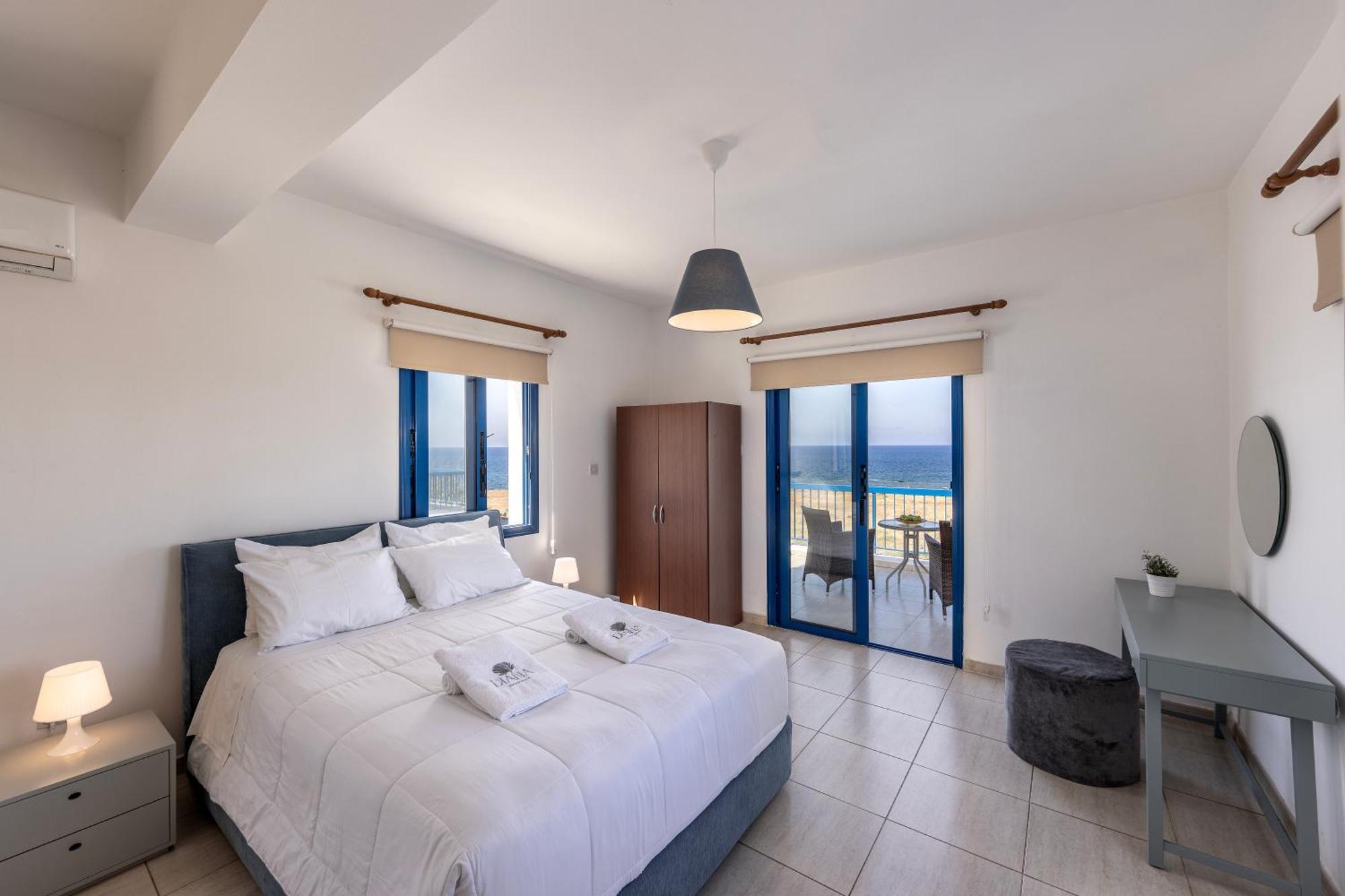 Diana Seaside Villas Pomos Exterior photo